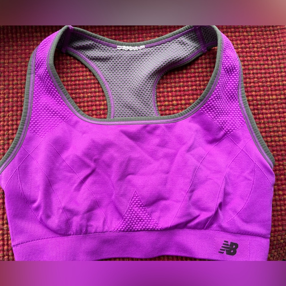 New Balance Racerback Sports Bra EUC